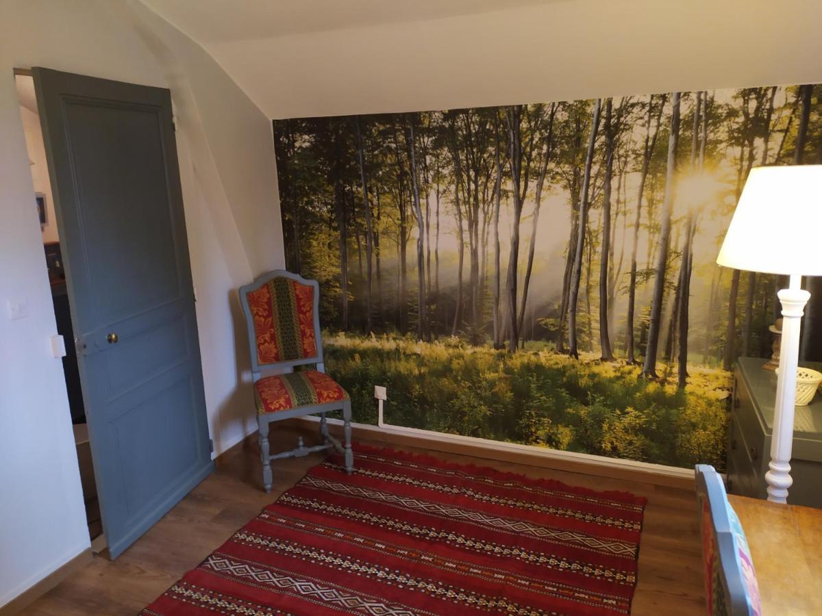 PETIT SAINT HUBERT 1 à 4 PERSONNES Acomodação com café da manhã Velles  Exterior foto